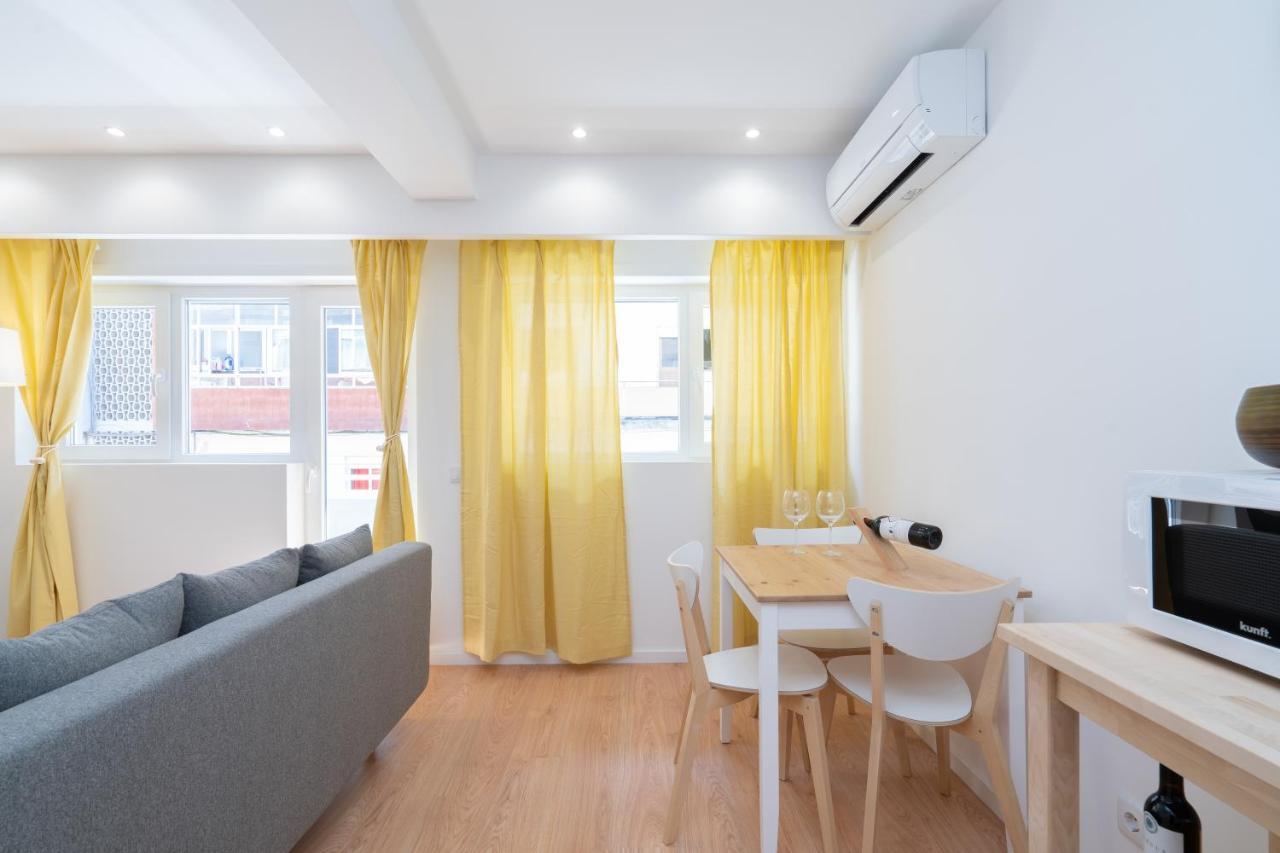 דירות וילה נובה דה גאיה Sweet Sunny Flat W/ Balcony - Gaia מראה חיצוני תמונה