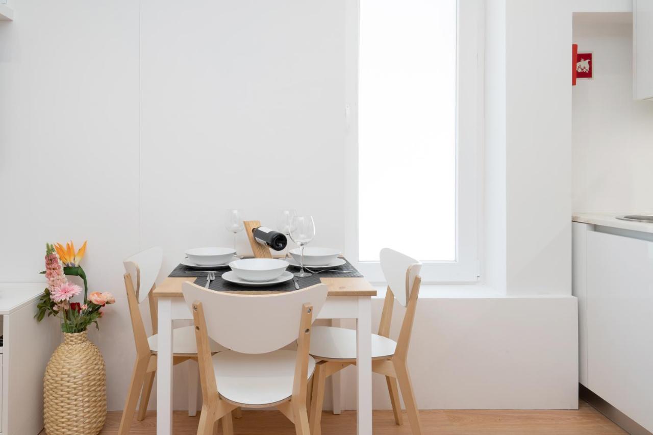 דירות וילה נובה דה גאיה Sweet Sunny Flat W/ Balcony - Gaia מראה חיצוני תמונה