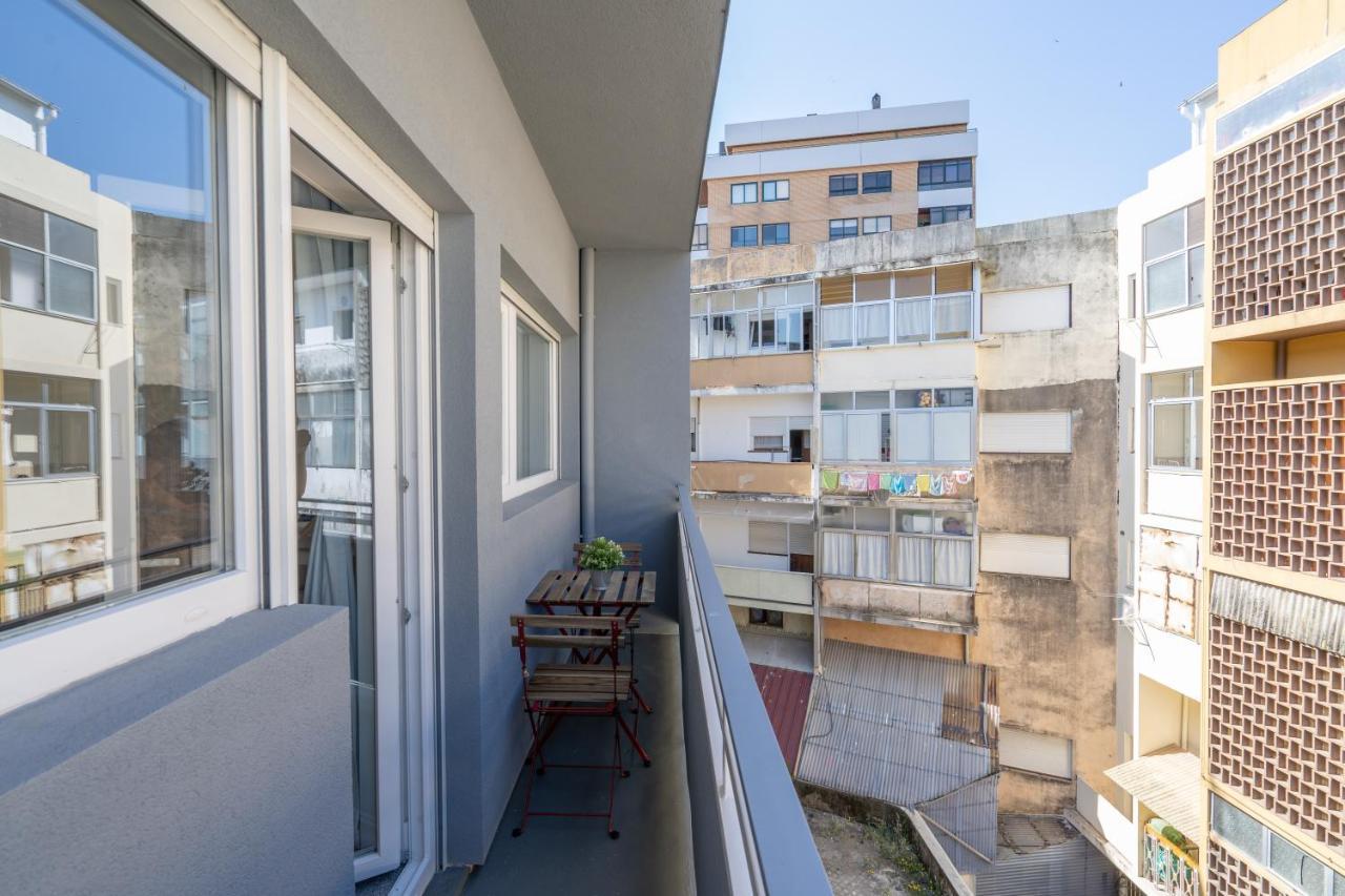 דירות וילה נובה דה גאיה Sweet Sunny Flat W/ Balcony - Gaia מראה חיצוני תמונה